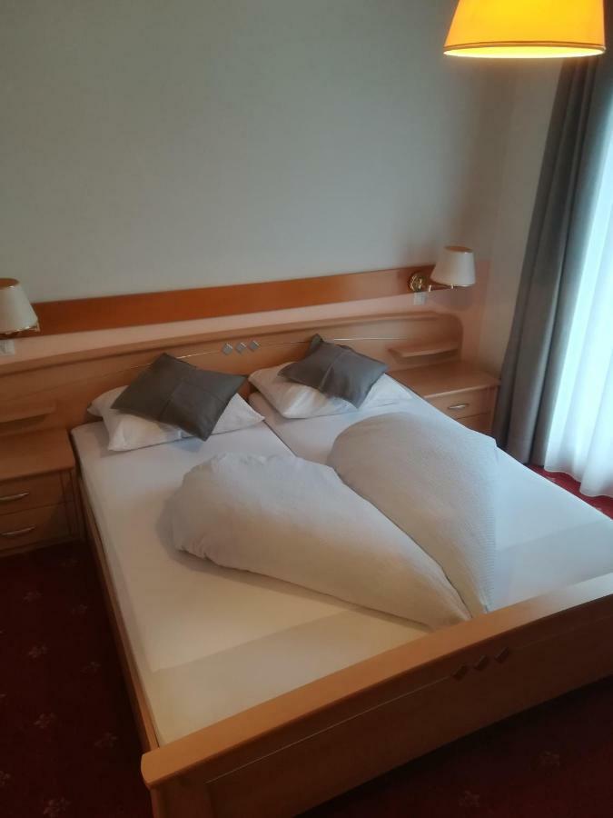 Pension Apartments Klotznerhof سكين الغرفة الصورة